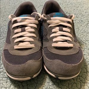 Nike Internationalist